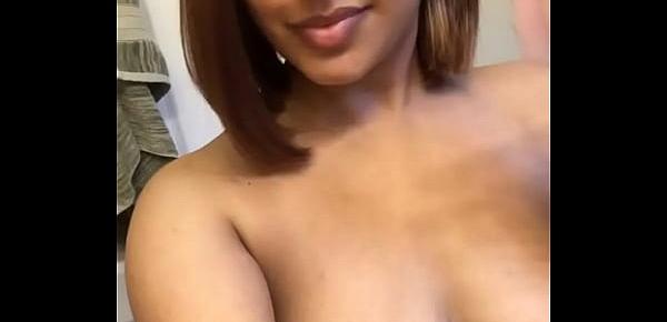  Desi NRI Girl Hot Nude Body Selfie Video